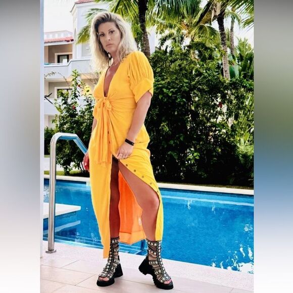 Jeffrey Campbell Black and Silver Gladiator Sandals/ size 8 - Picture 11 of 11